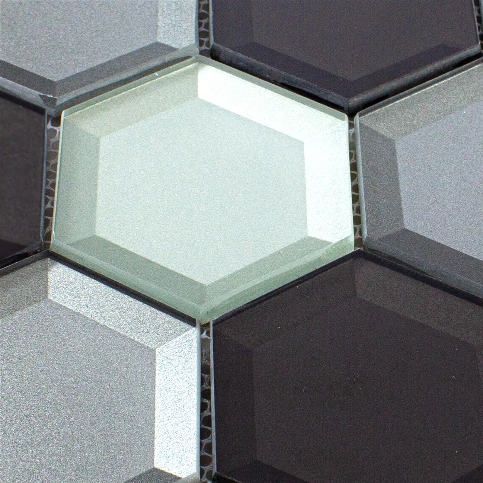 Muestra Mosaico de Cristal Melfort Hexagonales Marrón Plateado Turquesa